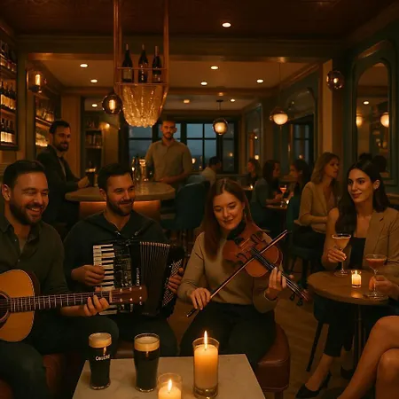 The Tholsel Bar And Townhouse Килкенни